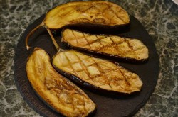 название картинки Печеные баклажаны в духовке