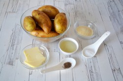 Печеный картофель в духовке