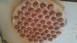 Классические пельмени в пельменнице