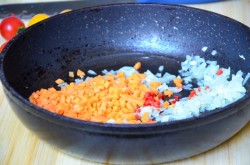 Пенне с курицей и овощами