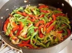 название картинки Пеппероната с курицей