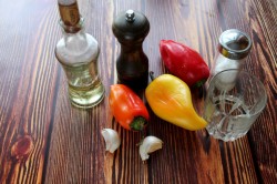 название картинки Перец болгарский маринованный с чесноком