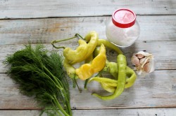 название картинки Перец Цицак на зиму по армянски