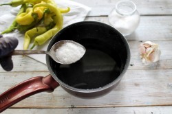 название картинки Перец Цицак на зиму по армянски