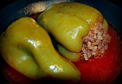 Перец фаршированный в кастрюле на фарше и рисе - шаг 10 Перец фаршированный в кастрюле на фарше и рисе - шаг 10