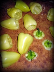 Перец фаршированный в кастрюле на фарше и рисе - шаг 6 Перец фаршированный в кастрюле на фарше и рисе - шаг 6