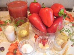 Перец в томатном соке на зиму
