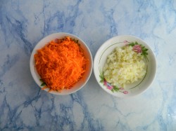 Перцы фаршированные мясом и рисом в кастрюле - шаг 4 Перцы фаршированные мясом и рисом в кастрюле - шаг 4