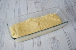 Перевернутый кекс с ревенем и миндалем