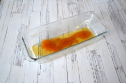 Перевернутый кекс с ревенем и миндалем