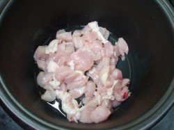 название картинки Перловая каша с курицей в мультиварке