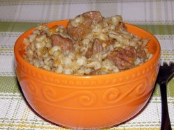 Перловая каша с мясом в мультиварке