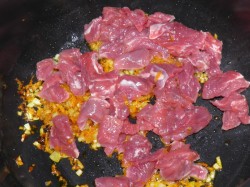 Перловая каша с мясом в мультиварке