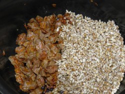 Перловая каша с мясом в мультиварке