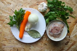 название картинки Перловка с тушенкой