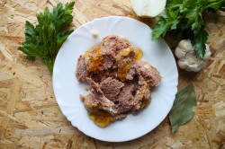 название картинки Перловка с тушенкой