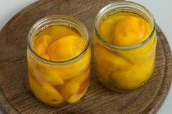 Персики в сиропе на зиму