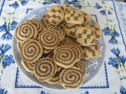 название картинки Песочное печенье шоколадно-ванильное