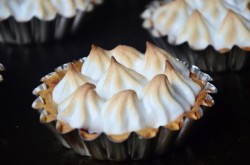 Песочные корзинки с джемом