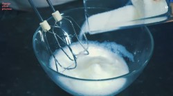 Песочные рогалики на сметане с маслом - шаг 15 Песочные рогалики на сметане с маслом - шаг 15