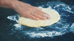 Песочные рогалики на сметане с маслом - шаг 18 Песочные рогалики на сметане с маслом - шаг 18