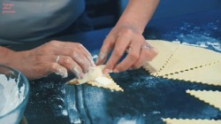 Песочные рогалики на сметане с маслом - шаг 22 Песочные рогалики на сметане с маслом - шаг 22