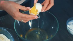 Песочные рогалики на сметане с маслом - шаг 7 Песочные рогалики на сметане с маслом - шаг 7