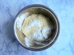 Пицца без дрожжей на молоке в духовке