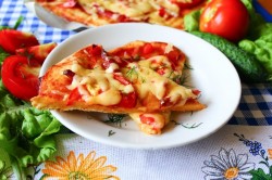 Пицца бездрожжевая на молоке с яйцом