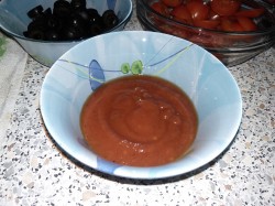 название картинки Пицца к пиву с сыром, колбасой и грибами