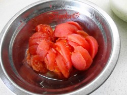 название картинки Пицца Кальцоне с копчеными колбасками и грибами