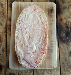 название картинки Пицца на батоне в духовке