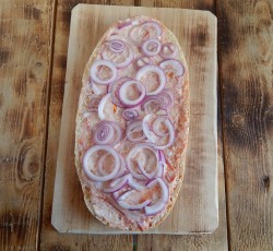 название картинки Пицца на батоне в духовке