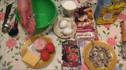 Пицца на сковороде за 10 минут с ветчиной и грибами