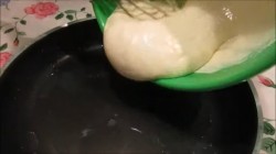 Пицца на сковороде за 10 минут с ветчиной и грибами