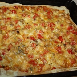 Пицца на слоеном тесте