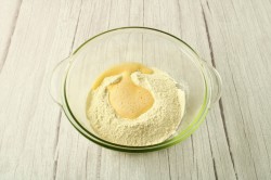 название картинки Пицца на тонком тесте без дрожжей