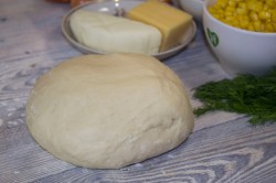 Пицца с кукурузой - шаг 7 Пицца с кукурузой - шаг 7