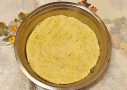 Мясная пицца с мясом и грибами