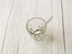 Пицца с шампиньонами колбасой и сыром в духовке