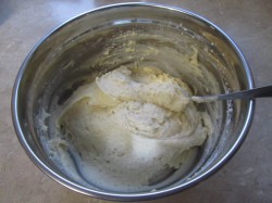 Торт Пинчер из сметанника с крем-брюле