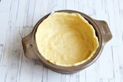 название картинки Пирог с картошкой и фаршем в духовке
