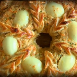 Пирог из куриного фарша Рождественское кольцо