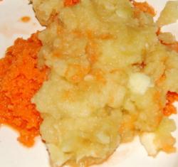 Пирог из яблок и моркови