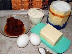 название картинки Пирог кудрявый с вареньем к чаю