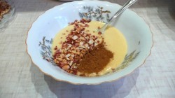 Пирог на кефире в мультиварке с орехами - шаг 6 Пирог на кефире в мультиварке с орехами - шаг 6