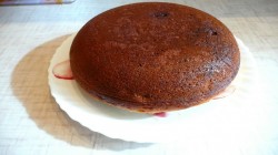 Пирог на кефире в мультиварке с орехами - шаг 10 Пирог на кефире в мультиварке с орехами - шаг 10