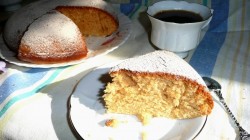 название картинки Пирог на молоке в мультиварке