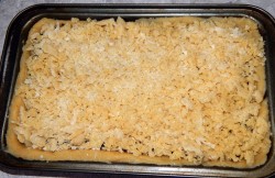 название картинки Пирог на терке с вареньем песочный