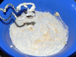 название картинки Пирог на терке с вареньем песочный